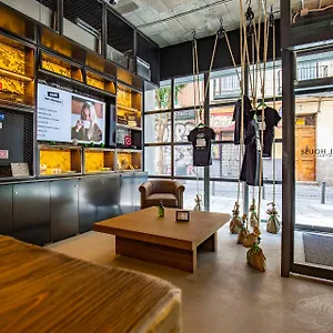 Hostel The House Gracia